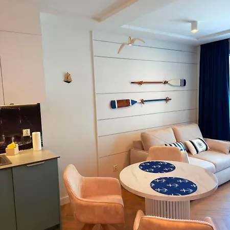 Jbhotels By The River Ii 3*